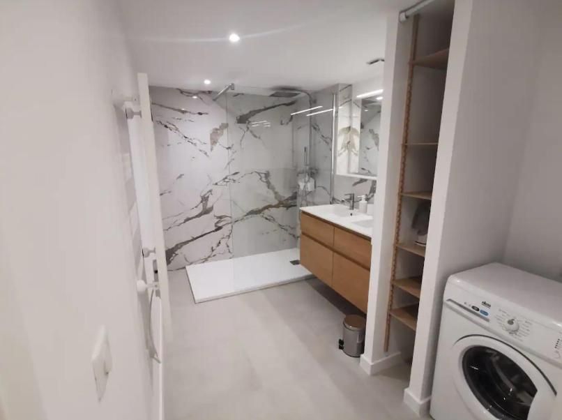 {St Fee Sur Les Toits} * Plein Centre Marseille * Clim Apartment Luaran gambar